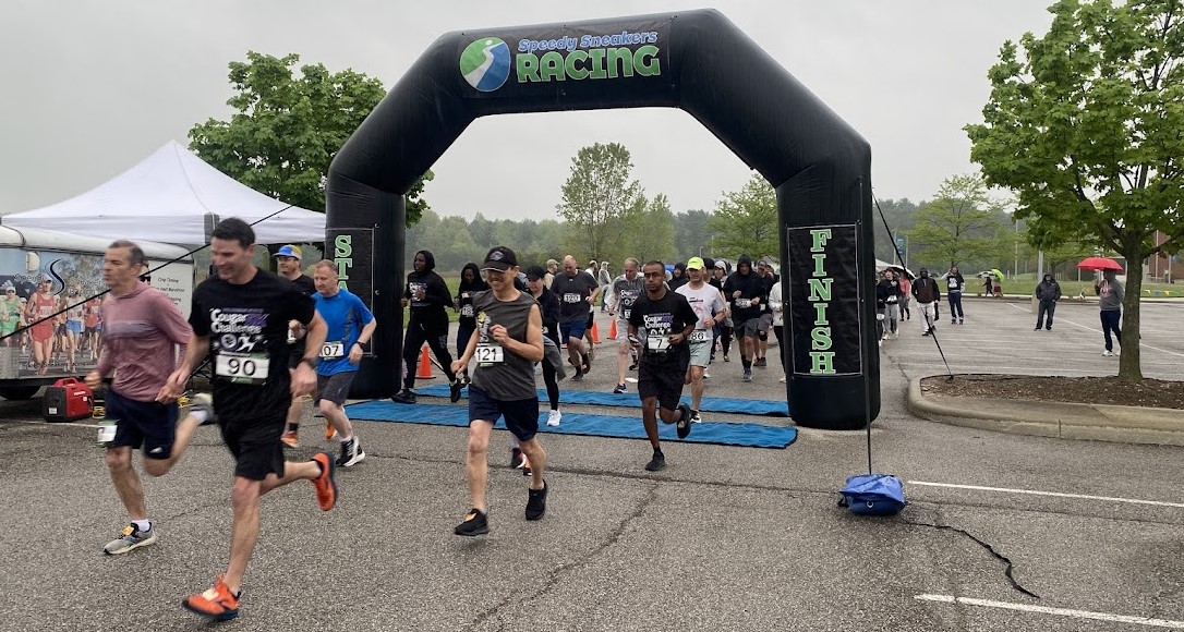 Runners start the annual Cougar 5K Challenge on May 3 on the Delaware Campus.