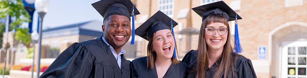 Photo of Franklin University graduates