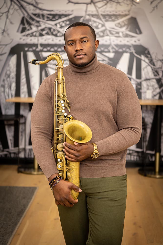 photo of Anthony Saxson